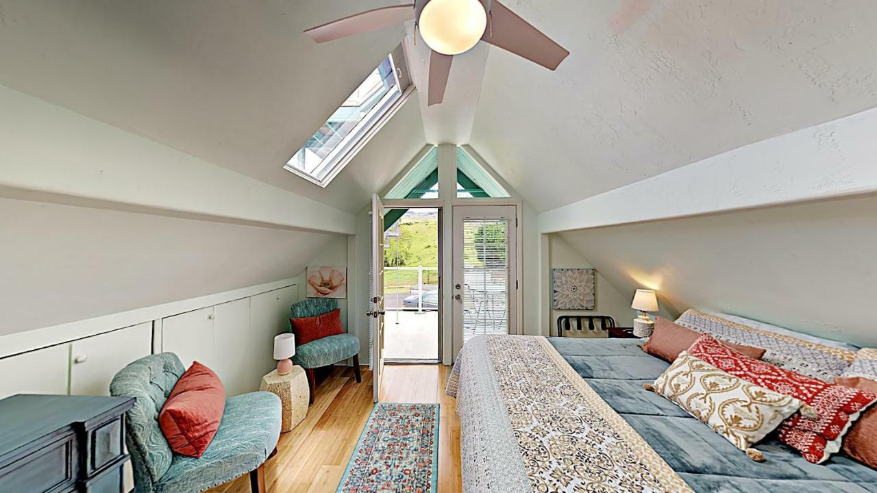 Ha'Le Kiana Bed & Breakfast Kula ภายนอก รูปภาพ